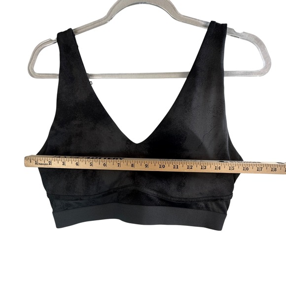 Fabletics Onyx Smudge V Neck Strappy Back‎ M Support Sports Bra L Diamond Dye - Picture 5 of 9